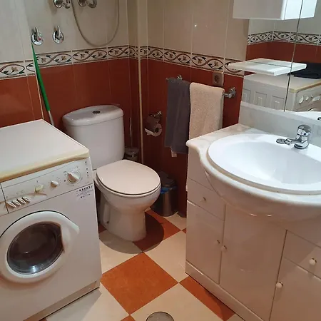 Acogedor Apartamento Verdi9 Daire *
